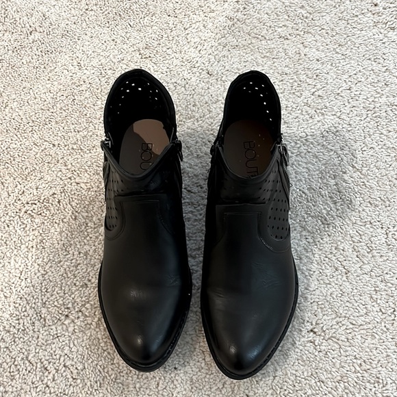 CORKY’S Ankle Boots - Picture 3 of 6